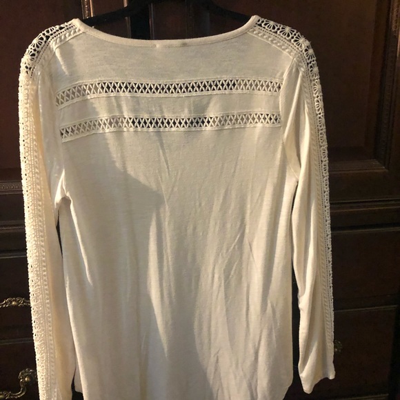 Deletta from Anthropologie top - Picture 3 of 8